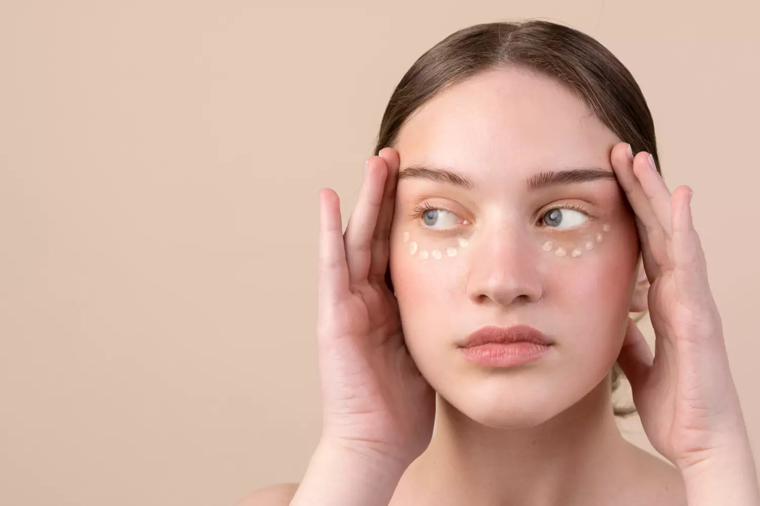 Say Goodbye to Dark Circles: How Lumi Eyes Brighten Your Look